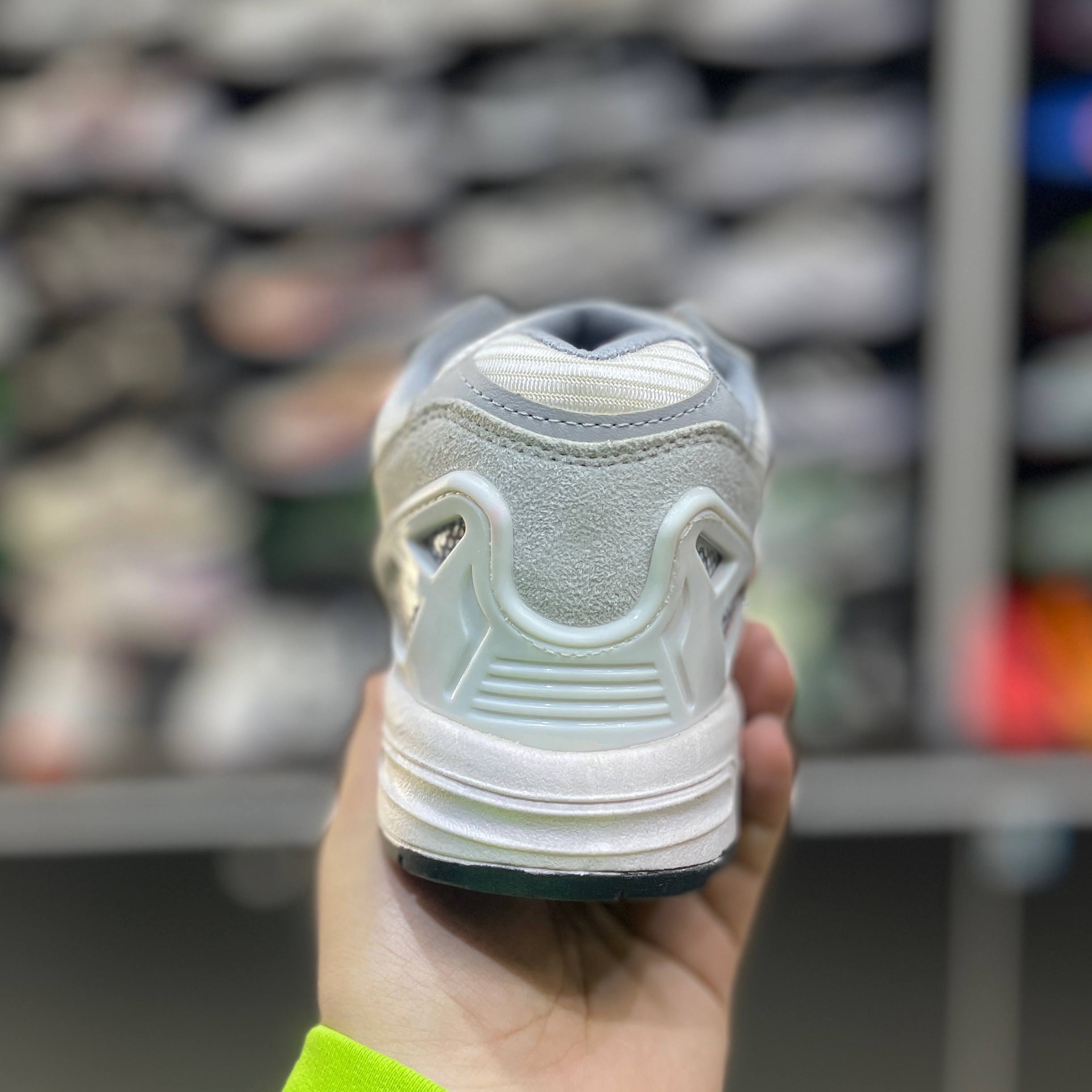 کتونی آدیداس zx مردانه حراجی سایز 41