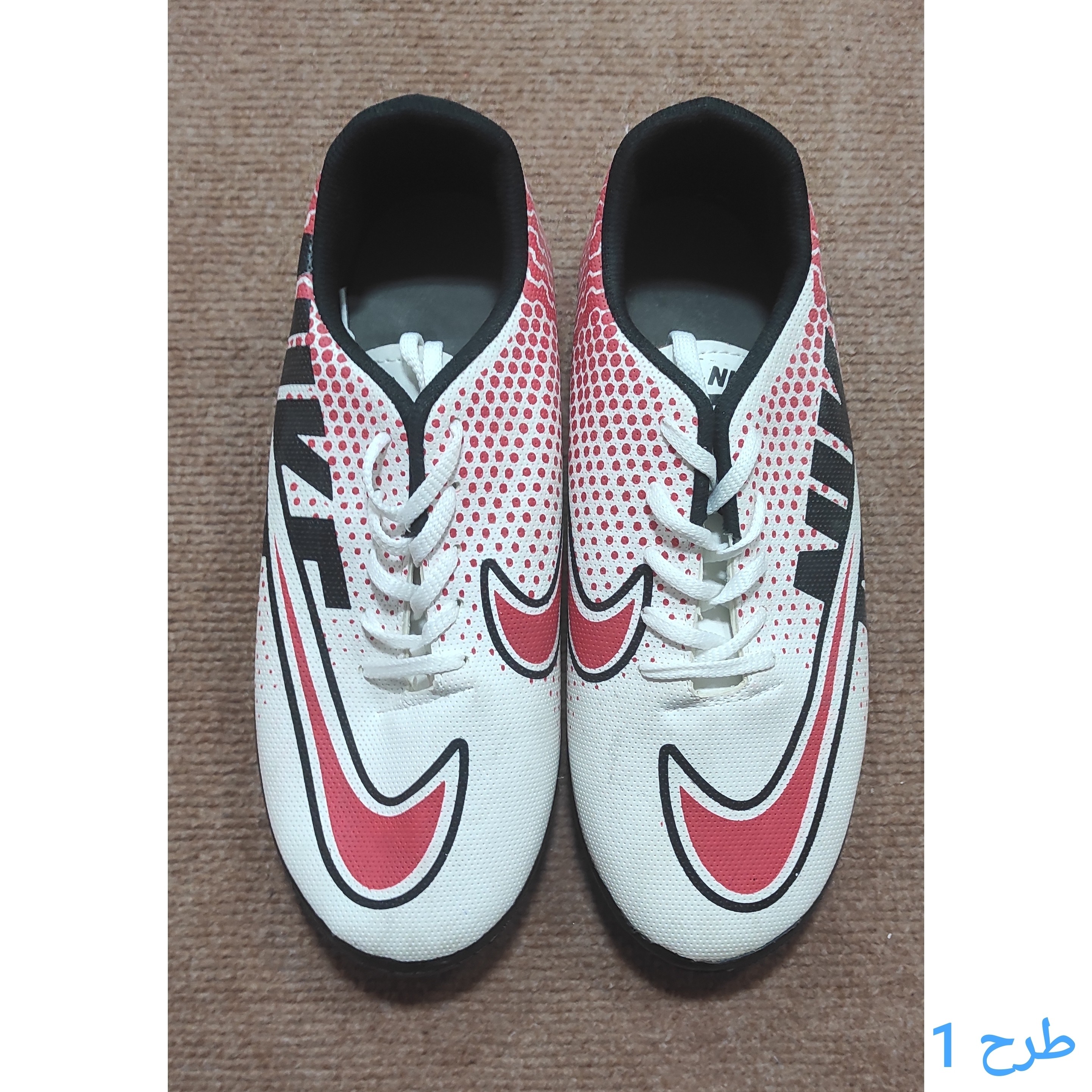 کفش استوک فوتبال اعلا مارک Nike سایز 44