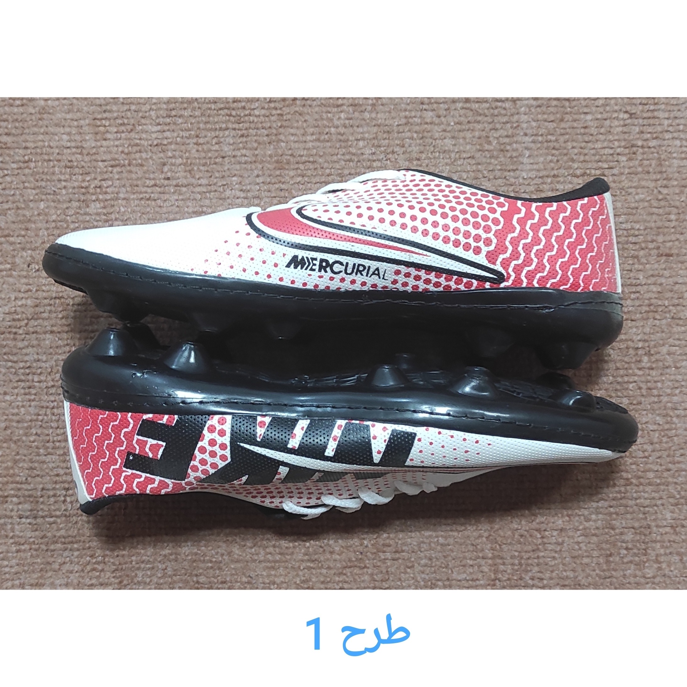 کفش استوک فوتبال اعلا مارک Nike سایز 44