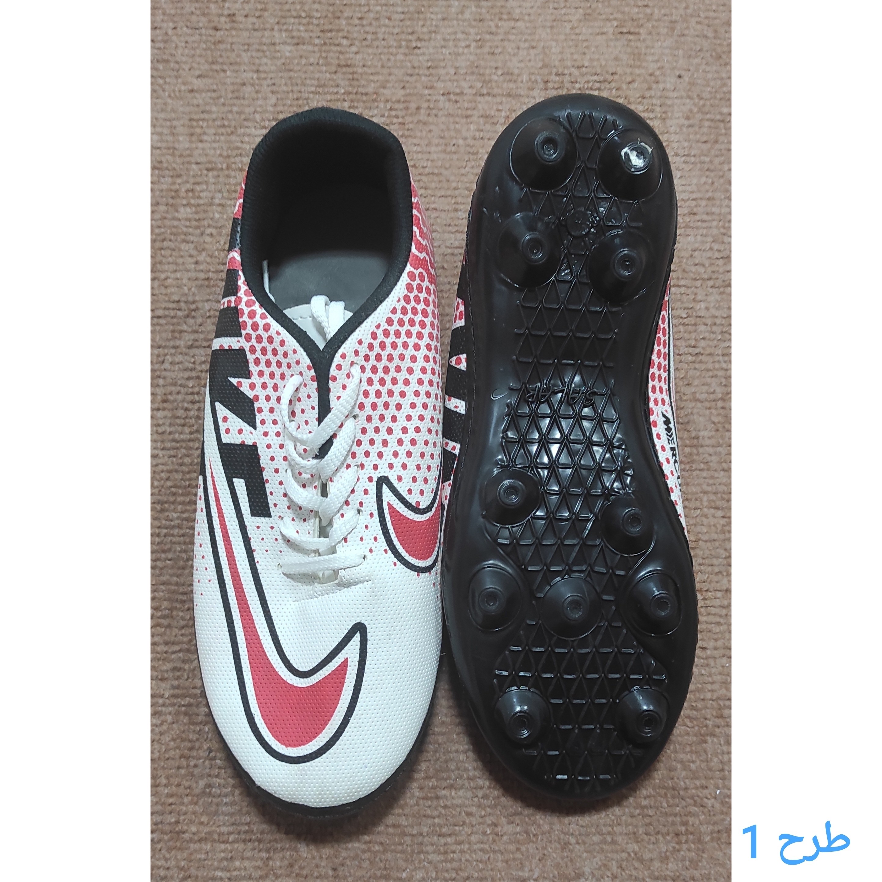 کفش استوک فوتبال اعلا مارک Nike سایز 44