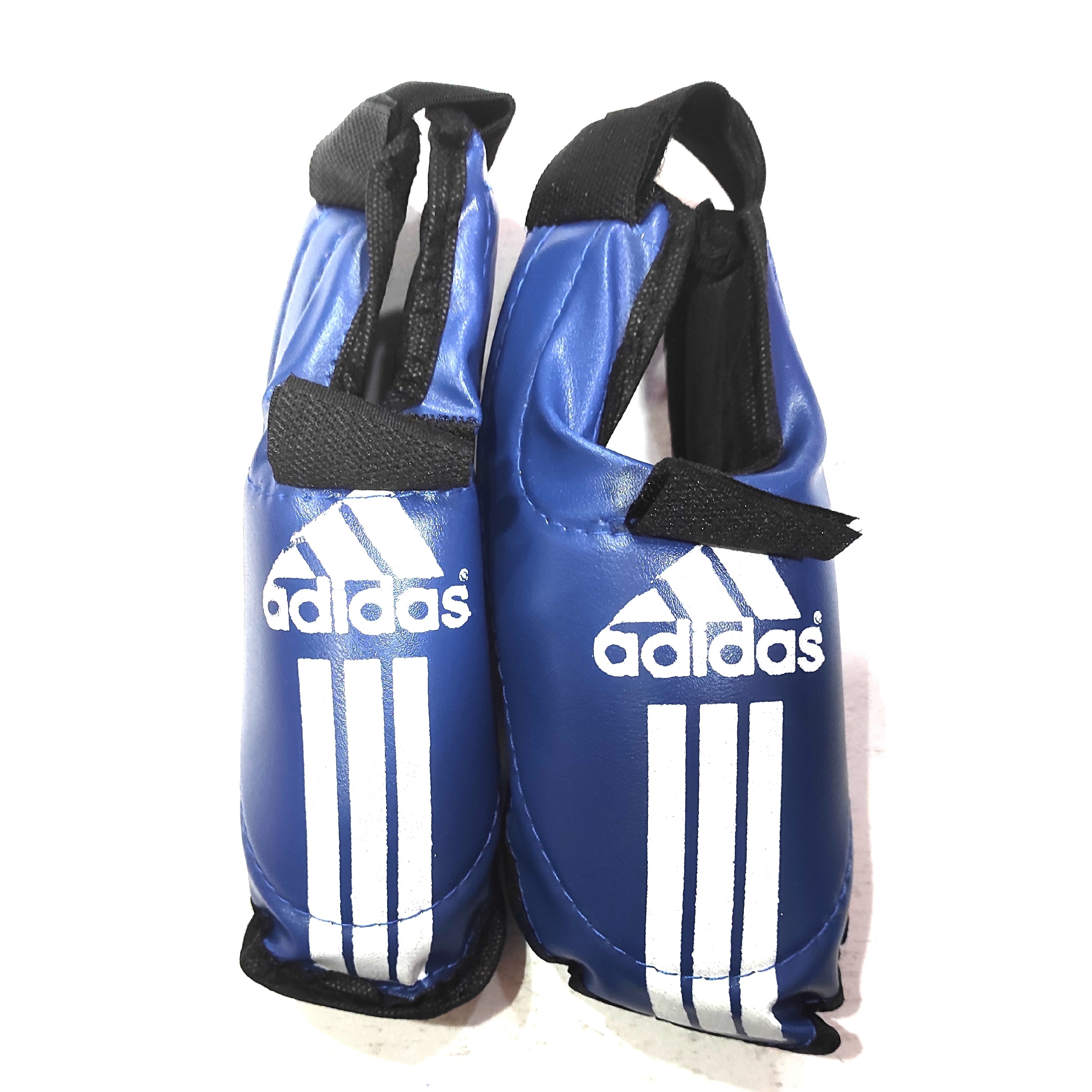 ساق و روپایی کاراته وارداتی اعلا مارک Adidas سایز S تا XL