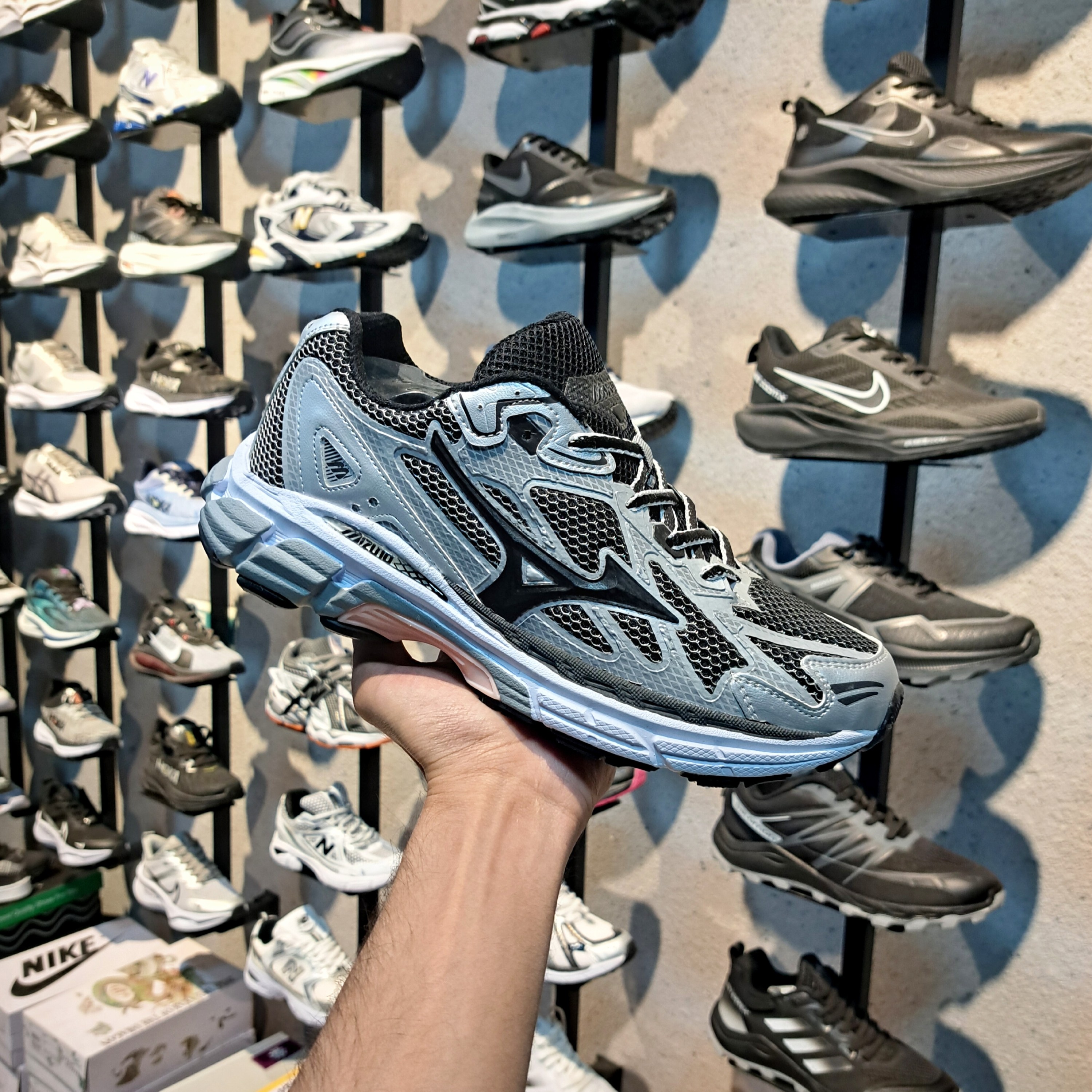کفش مردانه Mizuno (باکیفیت)