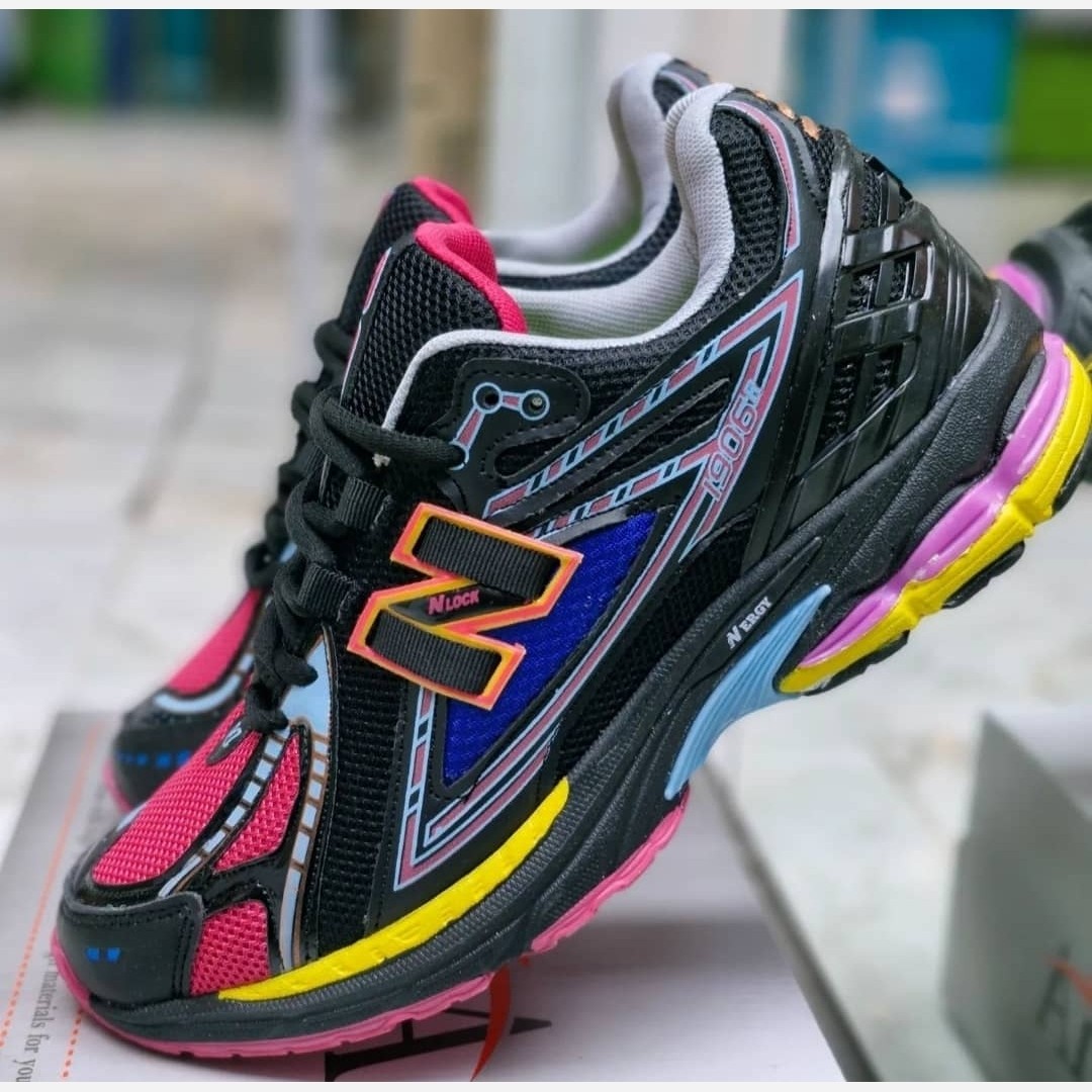 کفش مردانه نیوبالانس سرخ آبی