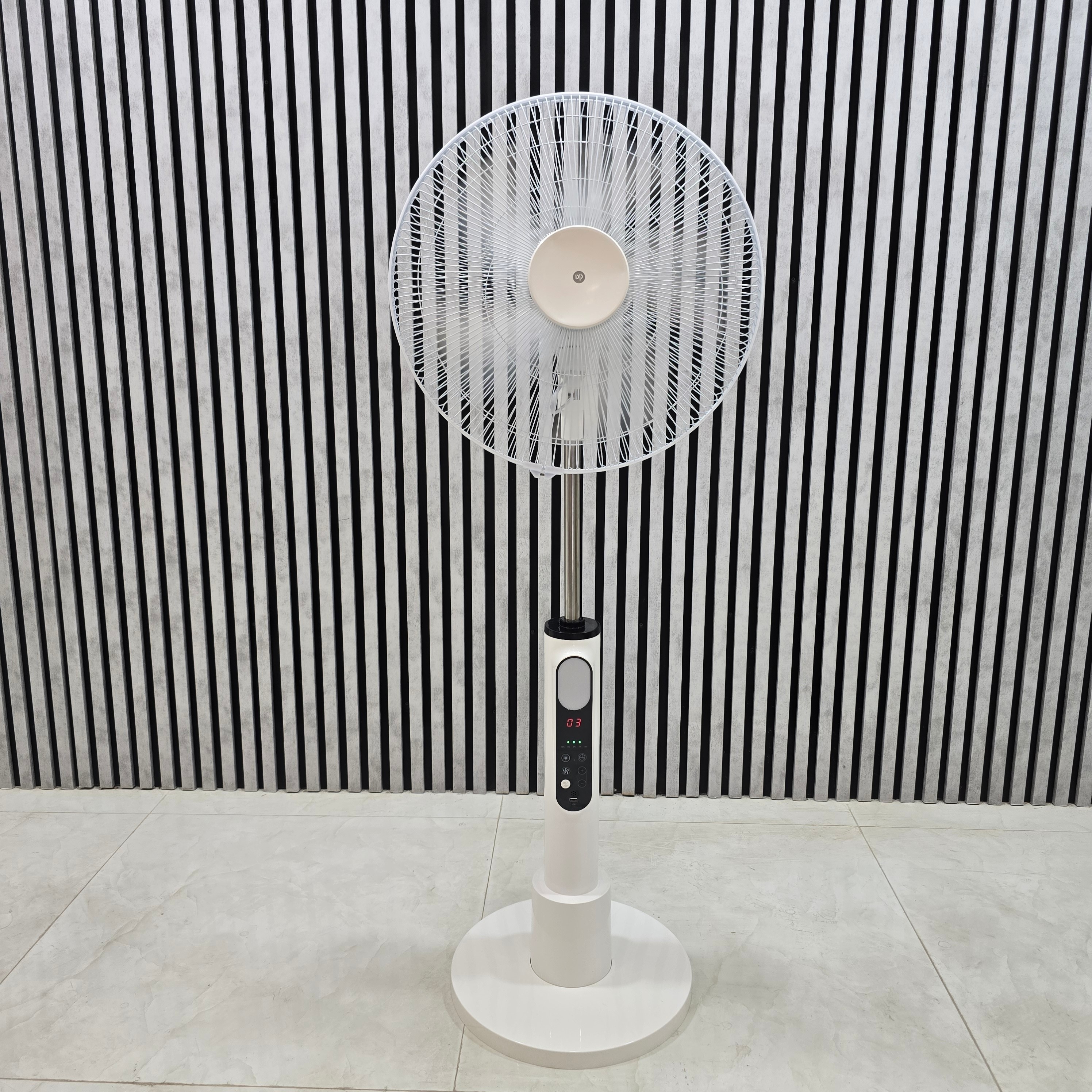 پنکه ایستاده برقی و شارژی دی پی مدل DP-F502 با ارسال رایگان