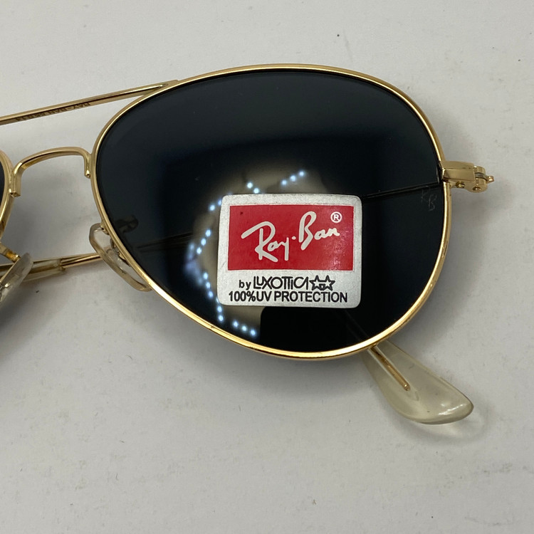 عینک ریبن خلبانی شیشه سنگ مشکی طلایی با پک کامل ریبن rayban aviator rb 3025