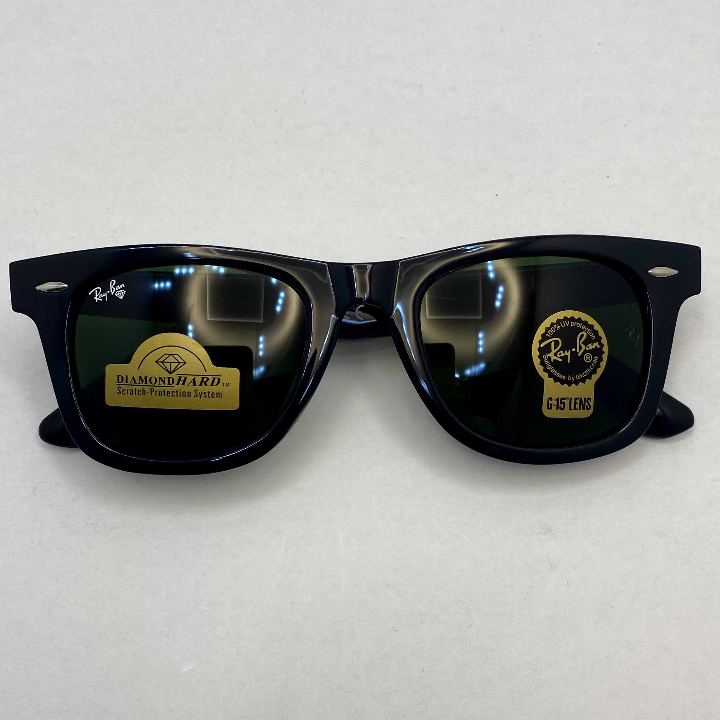 عینک آفتابی ویفرر ریبن rayban WAYFARER شیشه سنگ سبز فریم براق سایز 50 به همراه پک کامل اورجینال rb2140