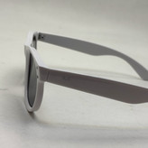 عینک آفتابی ریبن ویفرر ریورس سفید به همراه پک کامل rayban (ارسال رایگان)