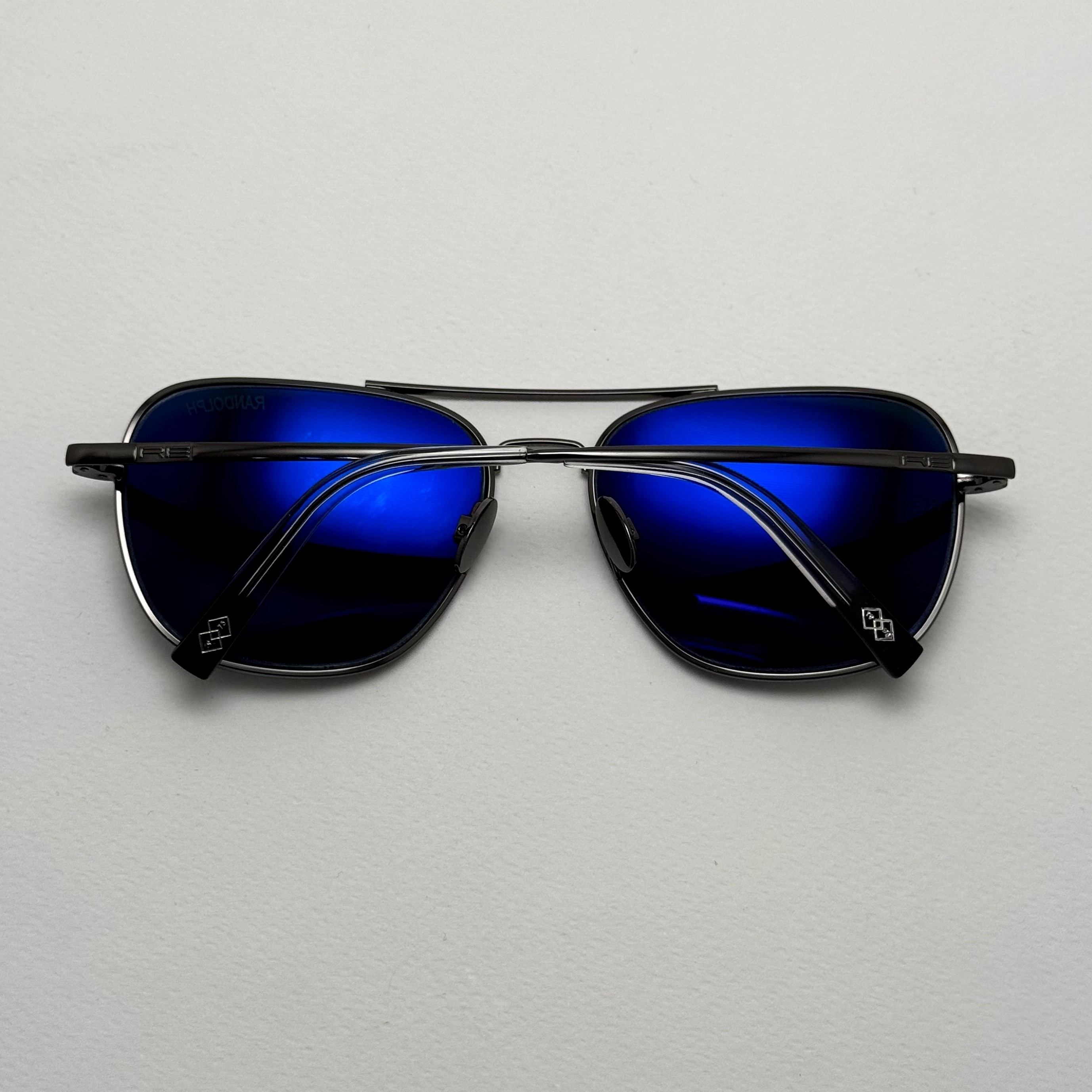 عینک آفتابی خلبانی رندولف شیشه سنگ آنتی رفلکس مشکی فریم نوک مدادی فول پک RANDOLPH AVIATOR RE 58 24K WHITE GOLD (ارسال