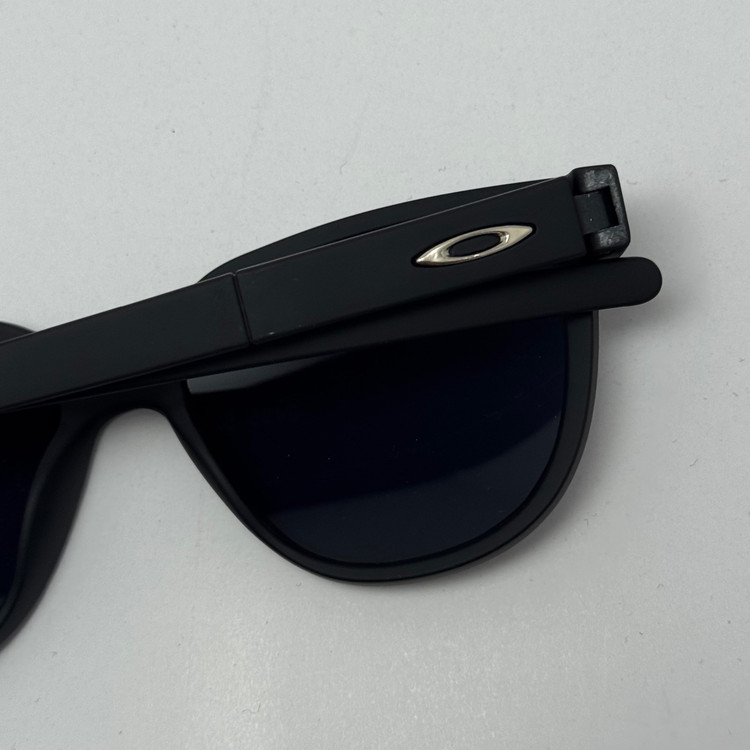 عینک آفتابی اوکلی سبک OAKLEY آمریکایی مشکی کد 2435 (ارسال رایگان)