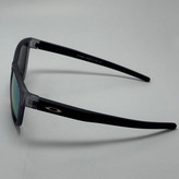 عینک آفتابی اوکلی سبک OAKLEY فریم طوسی عدسی هفت رنگ کد 2435 (ارسال رایگان)