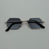 عینک آفتابی ریبن Ray-ban شش ضلعی مشکی طلایی سبک کد RB 3556