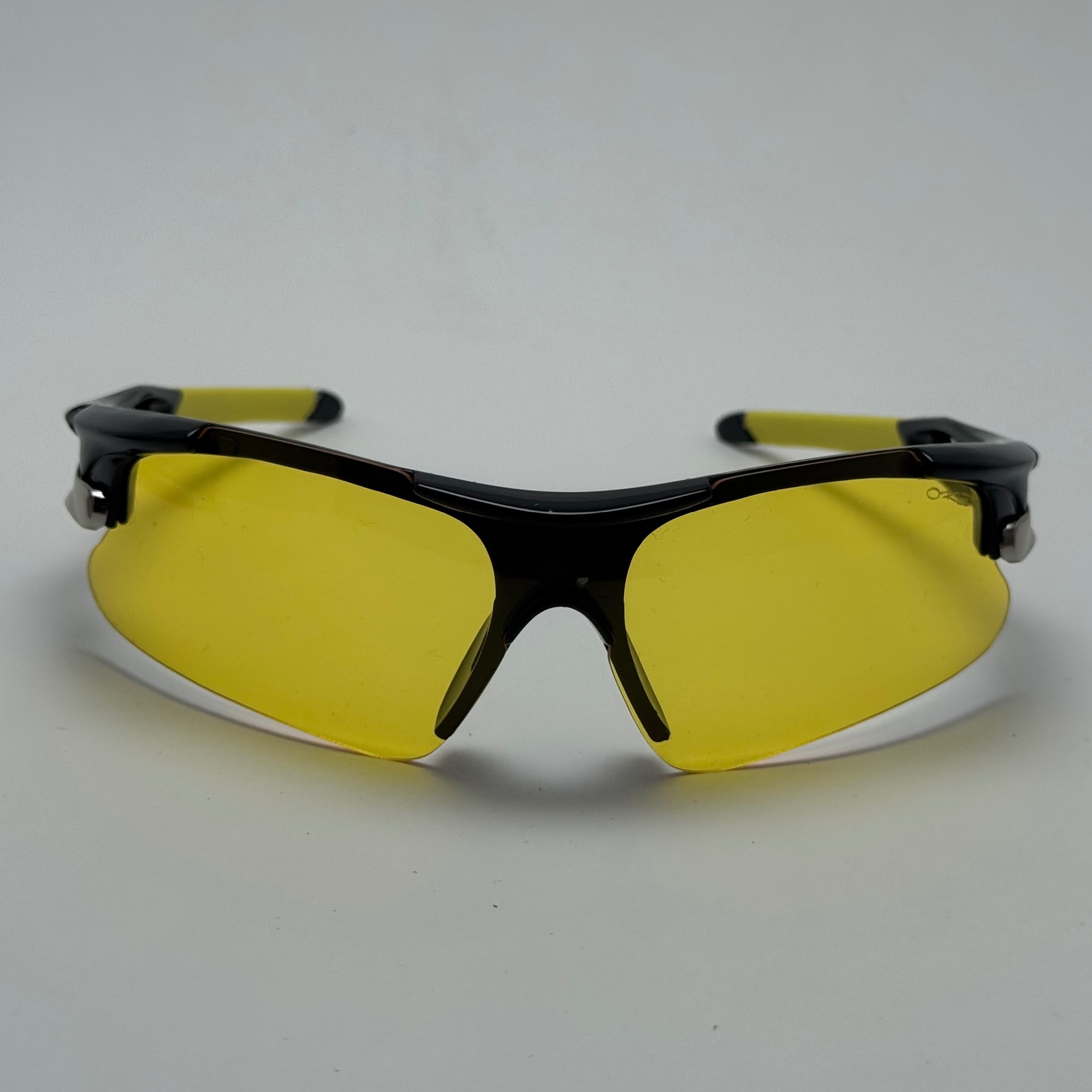 عینک آفتابی و شب اسپرت اوکلی Oakley مدلRadar زرد کد 806 - عینک شب (ارسال رایگان)