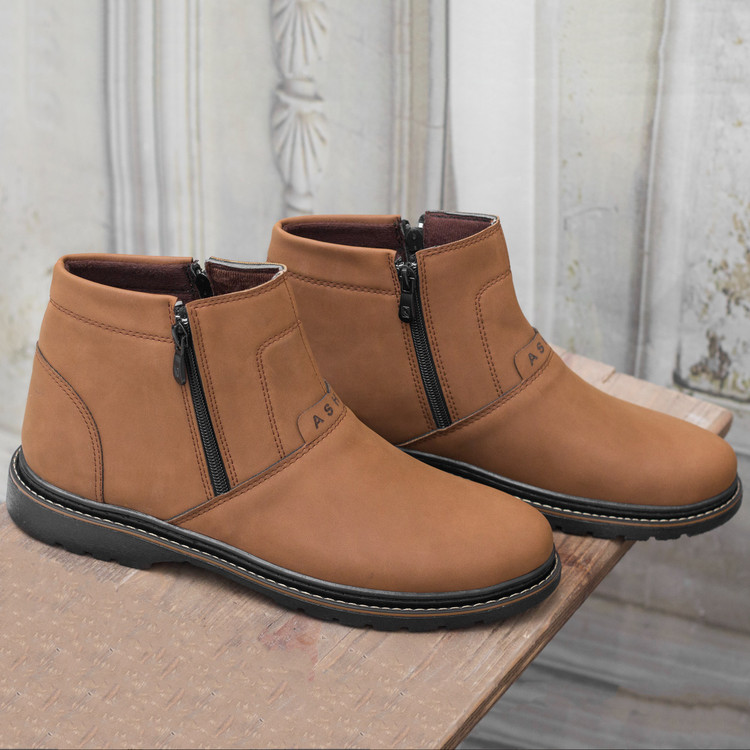 نیم بوت مردانه دو طرف زیپ مدل آشیل رنگ عسلی تیره پرفرووش (پس کرایه)