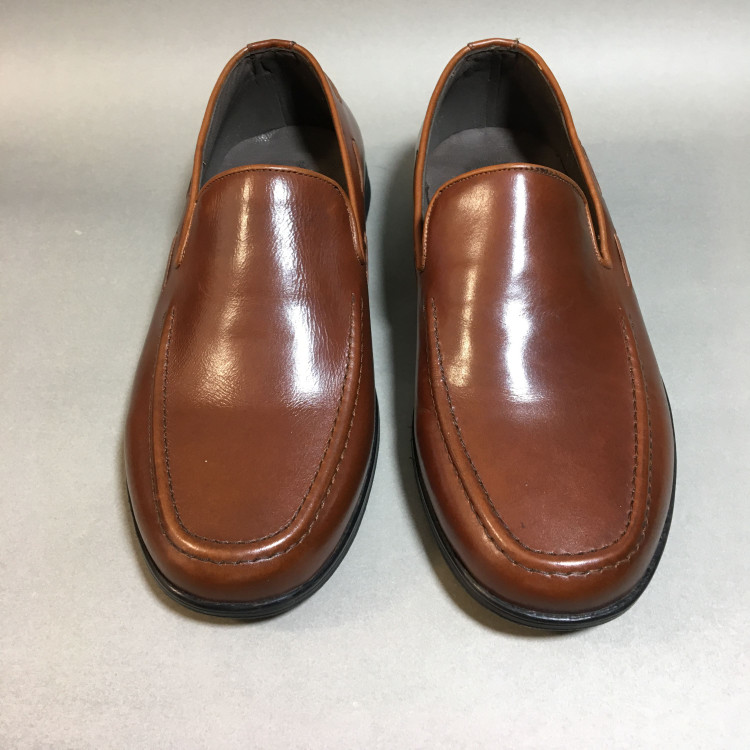 کفش مردانه چرم طبیعی طبی کد426 بازیره ماساژور 42کپسول زیر کف پا