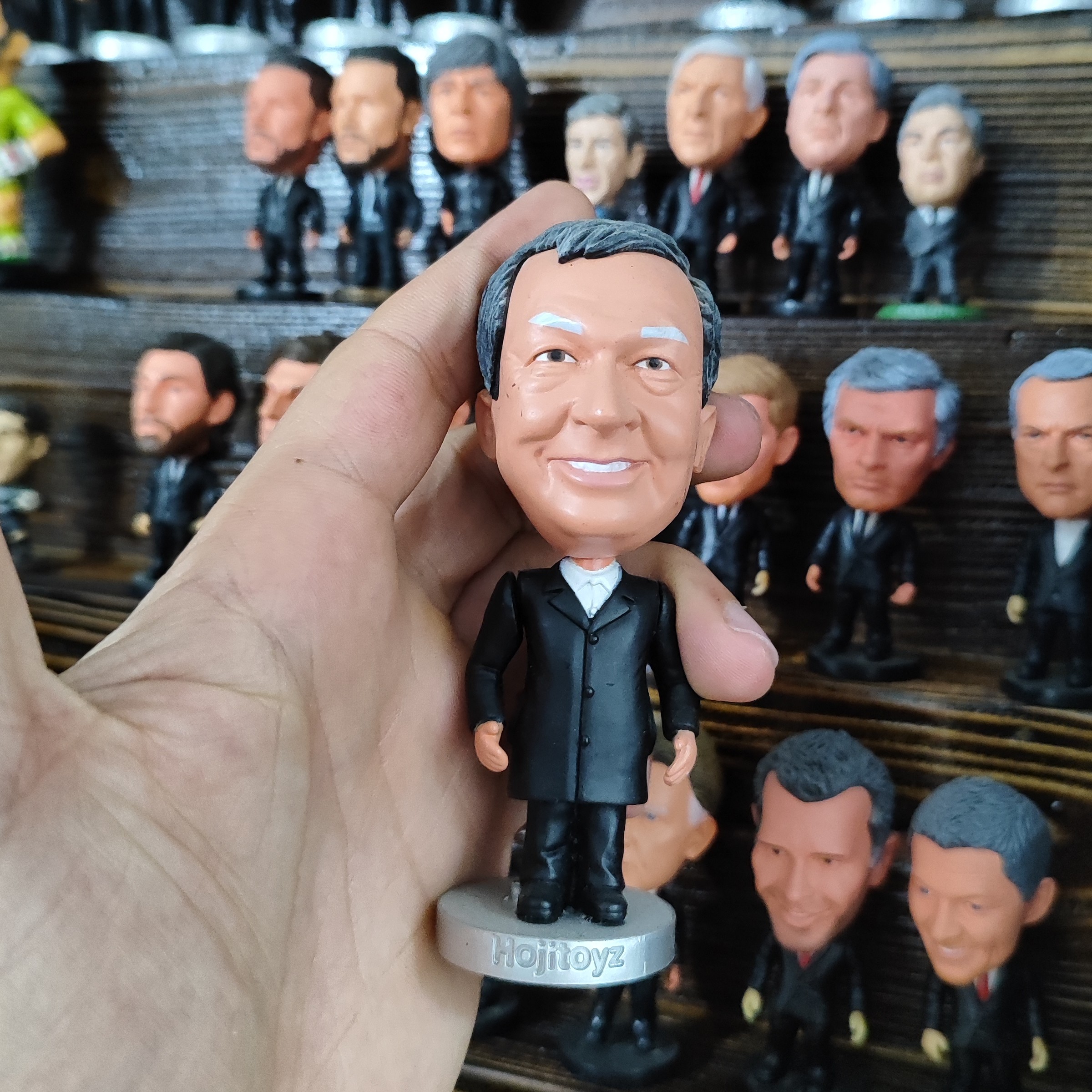 عروسک اسپرت فیگور فوتبالی هوجی تویز مدل Alex Ferguson سر الکس فرگوسن