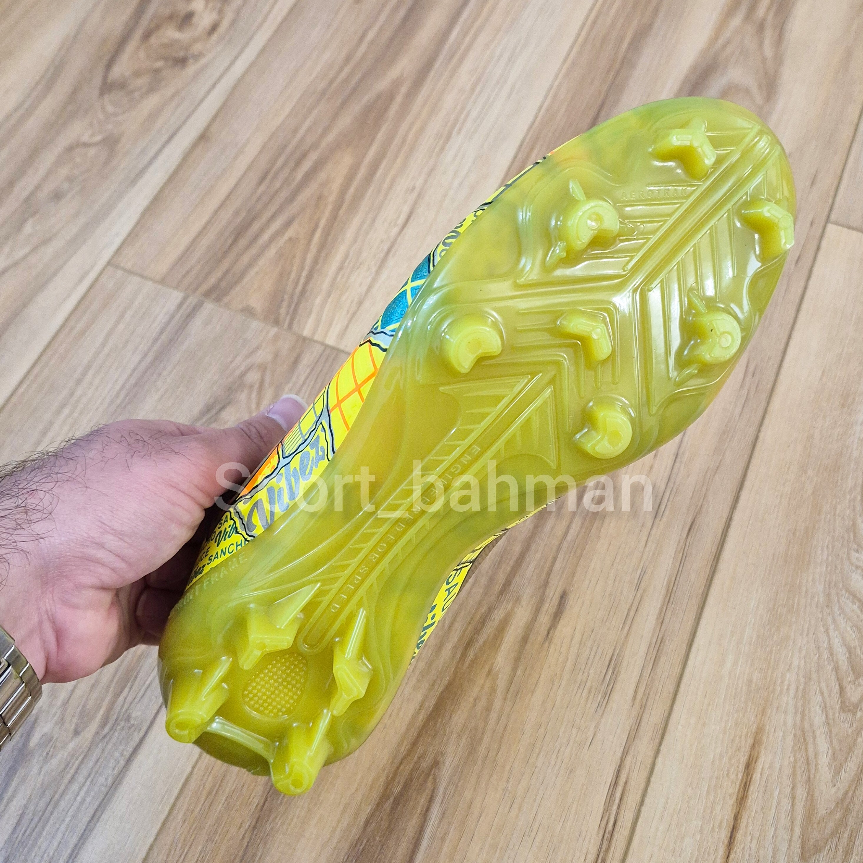 کفش فوتبال نایک سانچو برند یوز سایز 40 تا 45